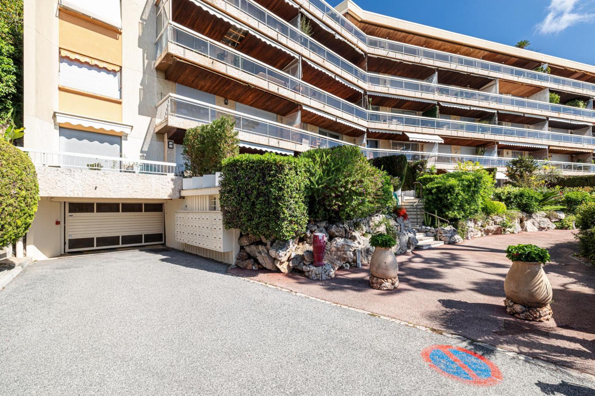 Апартаменты Extraordinary Sea View - 1 Bdr With Ac Вильфранш-сюр-Мер Экстерьер фото
